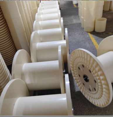 Perlindungan Lingkungan PN800 ABS Bobbin Spool Reel Untuk Mesin Ekstrusi