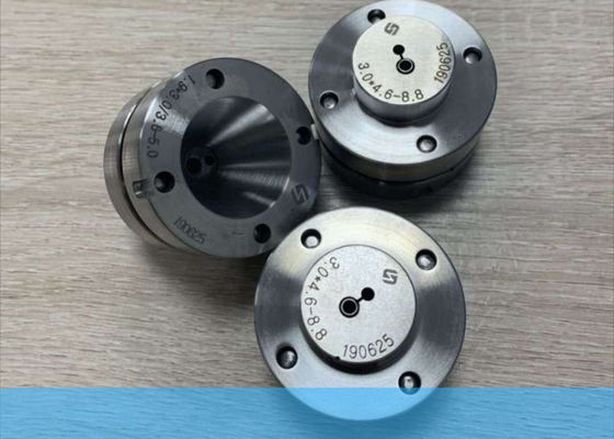 Ekstrusi ujung dan mati Dengan Tungsten Karbida Padat, Baja Dengan Pengolahan Panas
