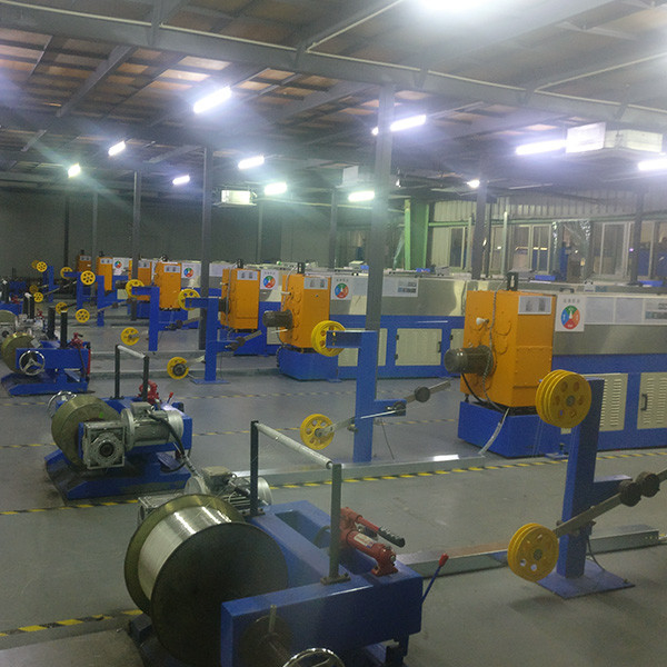 Mesin Ekstrusi Dorong Tipe Horisontal PTFE Wire